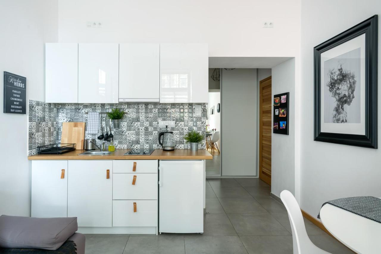 Discover Krakow Apartments - 5 Borowickiej St - Studio Next To Opera And Unity Centre Kültér fotó