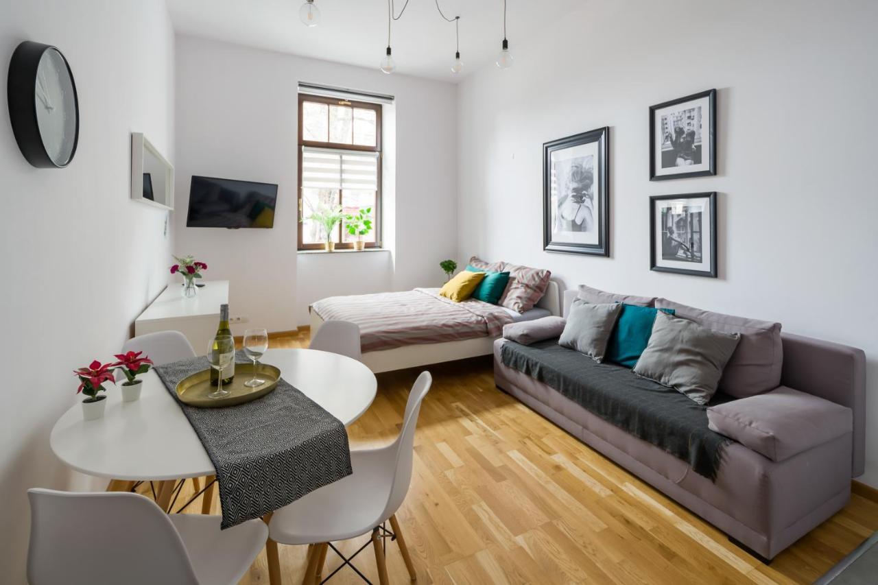 Discover Krakow Apartments - 5 Borowickiej St - Studio Next To Opera And Unity Centre Kültér fotó