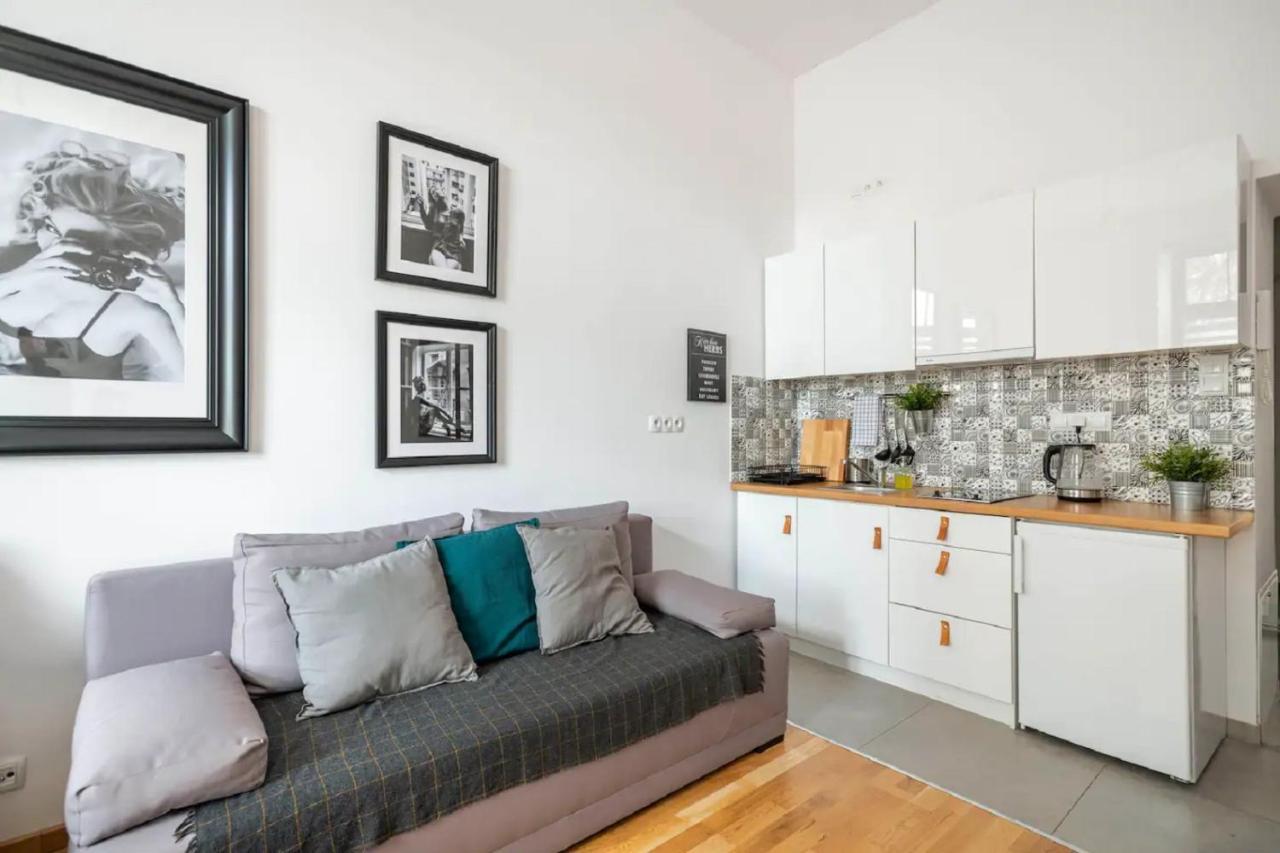 Discover Krakow Apartments - 5 Borowickiej St - Studio Next To Opera And Unity Centre Kültér fotó