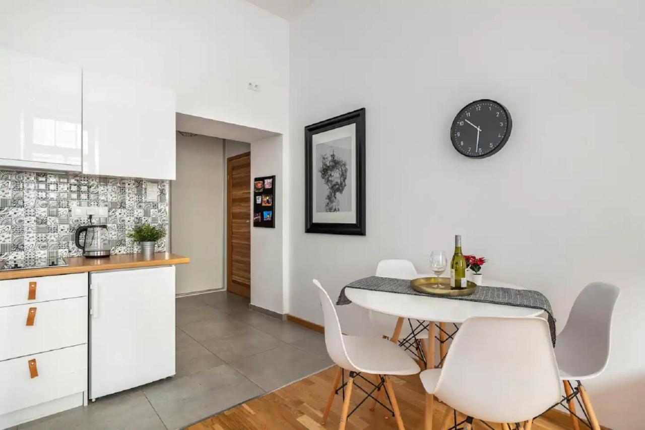 Discover Krakow Apartments - 5 Borowickiej St - Studio Next To Opera And Unity Centre Kültér fotó